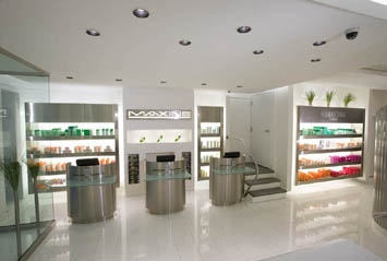 Maxine Salon