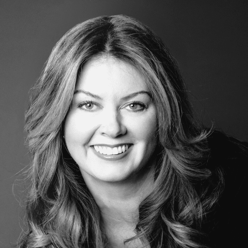 Portrait of Diana, a professional stylist at Maxine Salon, showcasing their expertise and style.